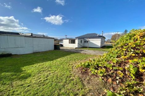 Photo of property in 16 Lanark Street, Balclutha, 9230