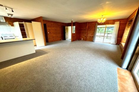 Photo of property in 1 Graham Collins Drive, Windsor Park, Auckland, 0632