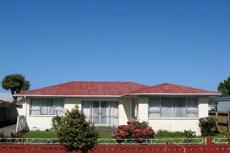 Photo of property in 292 Main North Road, Redwood, Christchurch, 8051