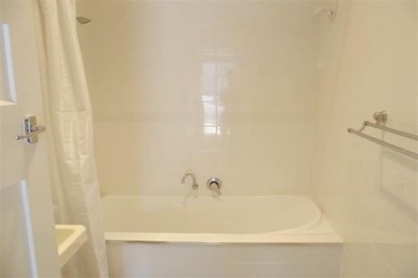 Photo of property in 83 Young Street, New Plymouth, 4310