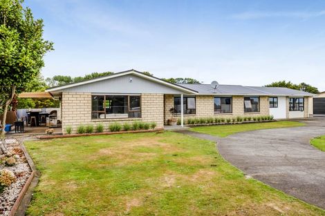 Photo of property in 38 Ketemarae Road, Normanby, Hawera, 4675