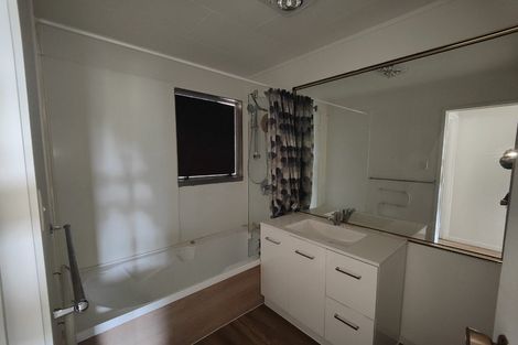 Photo of property in 14 Flamingo Court, Goodwood Heights, Auckland, 2105