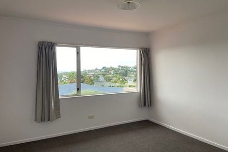 Photo of property in 60a Redwing Street, Browns Bay, Auckland, 0630