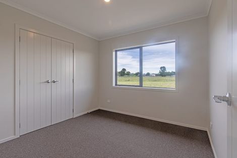 Photo of property in 63 Farm Road, Waipukurau, 4284