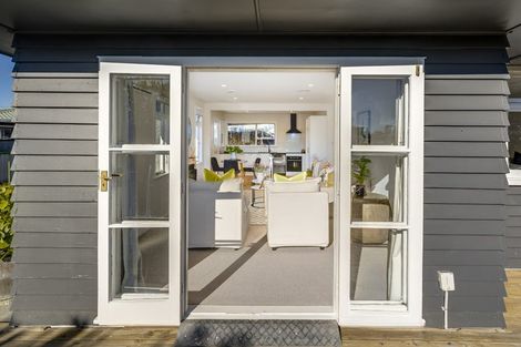 Photo of property in 45 Middle Road, Havelock North, 4130