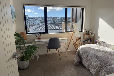 Photo of property in 7 Longshore Drive, Long Bay, Auckland, 0630