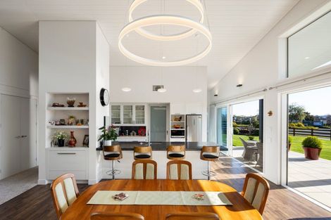 Photo of property in 1 Baxter Michael Crescent, Cambridge, 3434