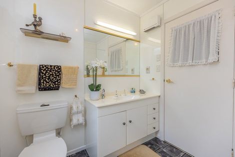 Photo of property in 6 Grey Street, College Estate, Whanganui, 4500