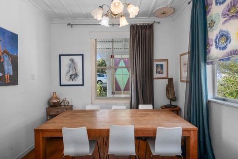 Photo of property in 1/59 Rawene Road, Birkenhead, Auckland, 0626