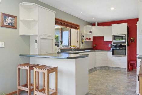 Photo of property in 18 Cedar Place, Amberley, 7410