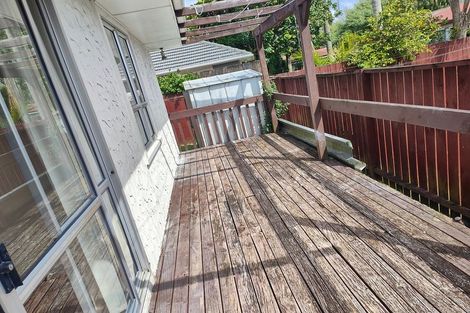 Photo of property in 38 Durham Street, Te Atatu Peninsula, Auckland, 0610