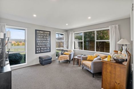 Photo of property in 16 Burnham School Road, Rolleston, 7614