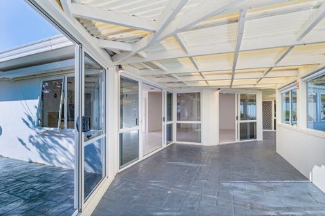 Photo of property in 12 Kenneth Avenue, Whitianga, 3510