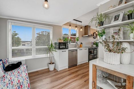 Photo of property in 6 Virginia Circus, Snells Beach, 0920