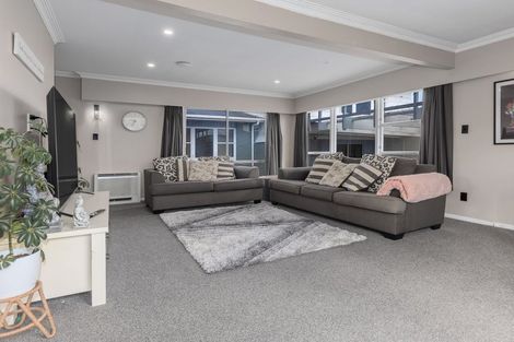 Photo of property in 42 Kennedy Drive, Levin, 5510