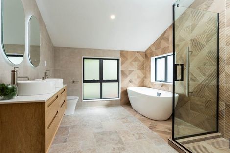 Photo of property in 3b Serrata Place, Browns Bay, Auckland, 0630