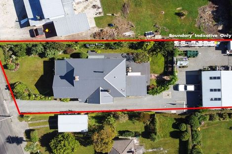 Photo of property in 12 Parsonage Road, Waimate, 7924