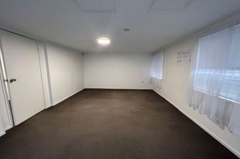Photo of property in 8 Lewis Street, Blockhouse Bay, Auckland, 0600