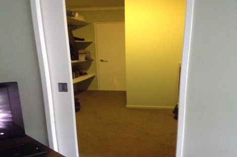 Photo of property in 36b Tamworth Crescent, Newlands, Wellington, 6037