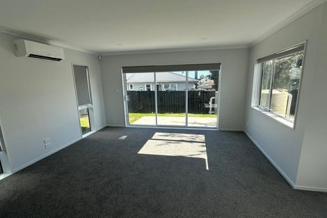 Photo of property in 35b Royston Street, Rosehill, Papakura, 2113