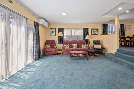 Photo of property in 4a Hoyte Place, Pukehangi, Rotorua, 3015