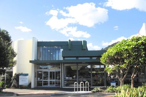 Photo of property in 1/32-36 Rimu Street, Eastbourne, Lower Hutt, 5013