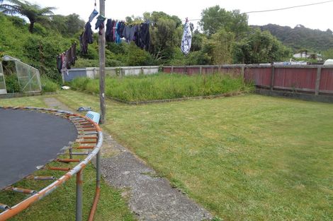 Photo of property in 110 Marsden Road, Greymouth, 7805