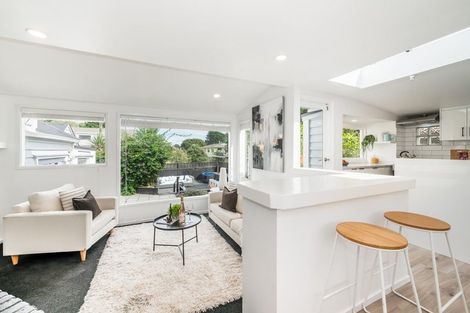 Photo of property in 5 Pitoitoi Street, Otaihanga, Paraparaumu, 5036