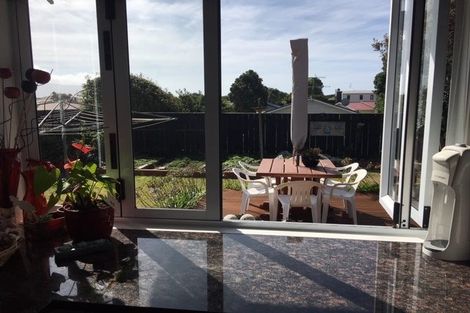 Photo of property in 12 Hicks Crescent, Waikanae Beach, Waikanae, 5036