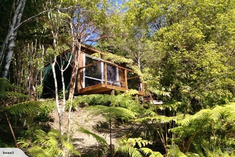 Photo of property in 271 Queen Charlotte Drive, Havelock, Picton, 7281