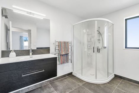 Photo of property in 13 Huntaway Lane, Dunsandel, 7682