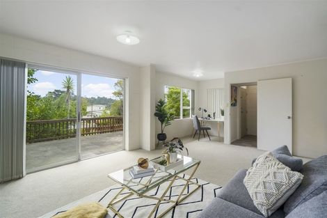 Photo of property in 20 Tamahere Drive, Glenfield, Auckland, 0629