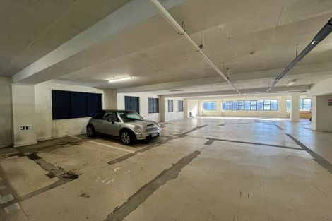 Photo of property in 17 Kent Terrace - Kent Apartments, 3e/16 Kent Terrace, Mount Victoria, Wellington, 6011