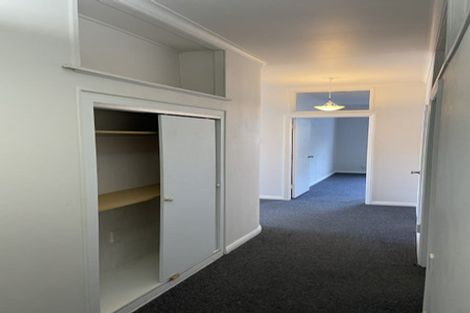 Photo of property in 6 Epsom Way, Karori, Wellington, 6012