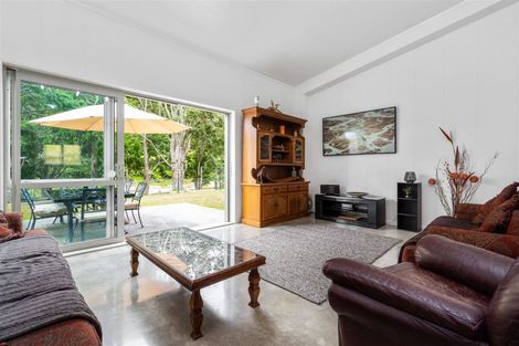 Photo of property in 362c Whananaki North Road, Opuawhanga, Hikurangi, 0181