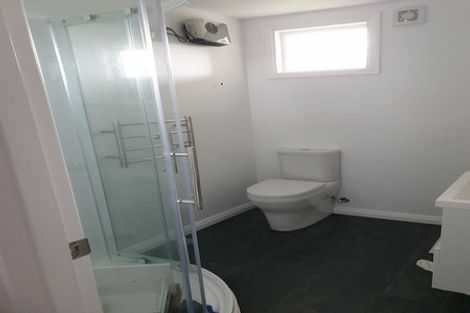 Photo of property in 111 Ruskin Road, Newlands, Wellington, 6037