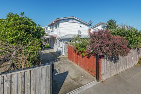 Photo of property in 118a Featherston Street, Palmerston North, 4410