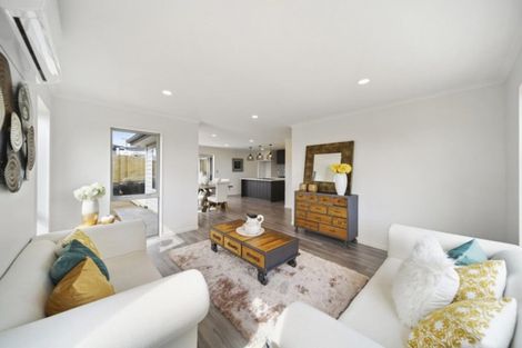 Photo of property in 38 Melgran Avenue, Papakura, 2110