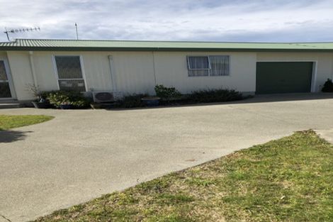 Photo of property in 5 Porritt Place, Tamatea, Napier, 4112