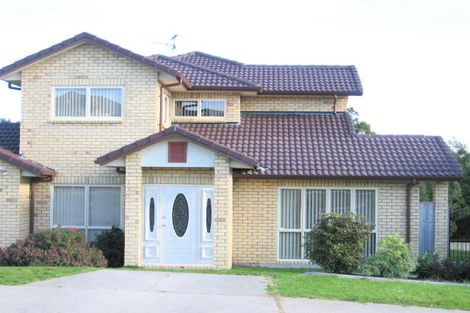 Photo of property in 25 Medallion Drive, Oteha, Auckland, 0632