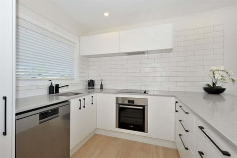 Photo of property in 8/58 Papanui Road, Merivale, Christchurch, 8014