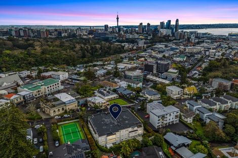 Photo of property in 1c/9 Saint Georges Bay Road, Parnell, Auckland, 1052