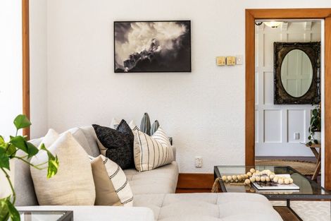 Photo of property in 1539 State Highway 16, Helensville, 0875