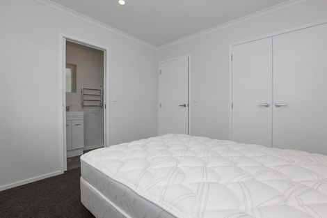 Photo of property in 15/10 Burrows Place, Frankton, Hamilton, 3204