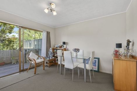 Photo of property in 2/32 Stredwick Drive, Torbay, Auckland, 0630
