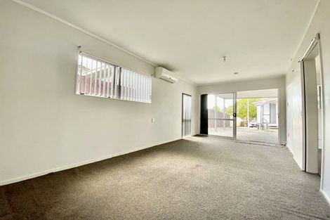 Photo of property in 219 Mahia Road, Wattle Downs, Auckland, 2103