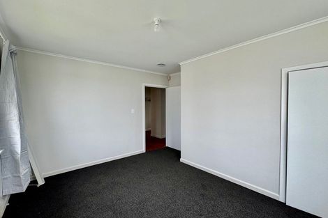Photo of property in 15 Christmas Road, Manurewa, Auckland, 2102