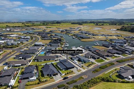 Photo of property in 43 Stace Hopper Drive, One Tree Point, 0118