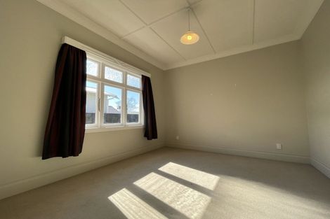 Photo of property in 11 Milverton Avenue, Hokowhitu, Palmerston North, 4410