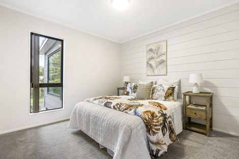 Photo of property in 10 Eagleson Street, Northcross, Auckland, 0632